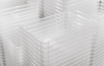 folded-transparent-plastic-containers-boxes-at-sto-sb7nyla